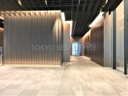 エントランスホール③