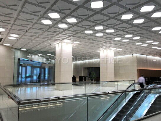 エントランスホール④