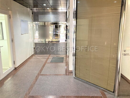 エントランスホール①