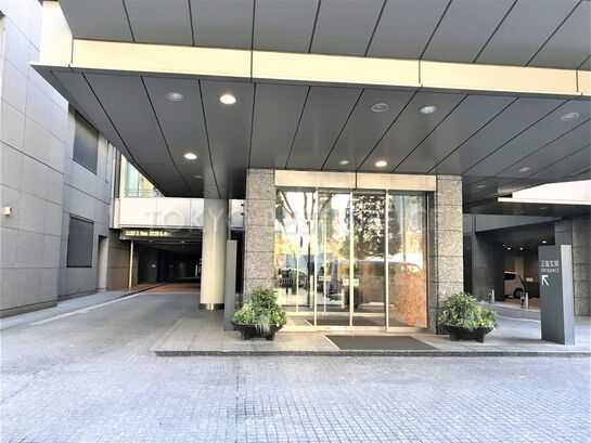 ビルエントランス③