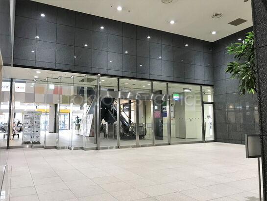 エントランスホール