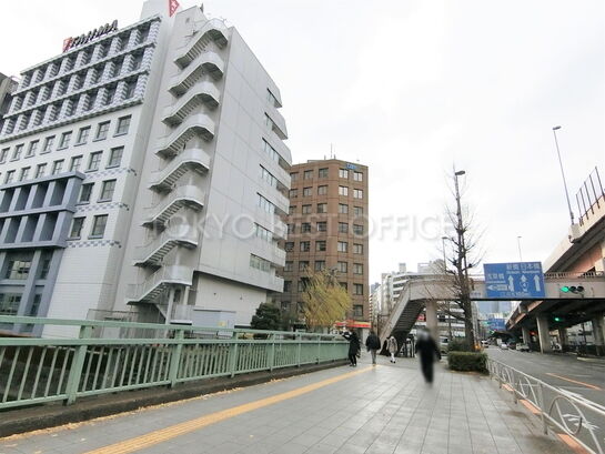 ビル周辺風景④