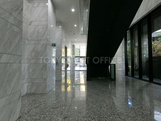 エントランスホール③