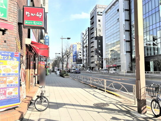 ビル周辺風景①