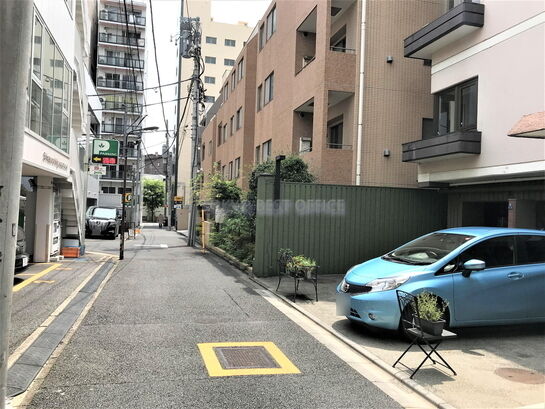 ビル周辺風景②