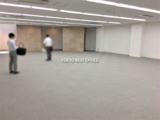 地下1階貸室内②