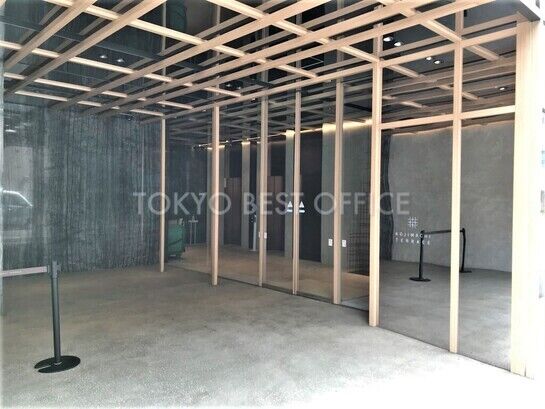 ビルエントランス②