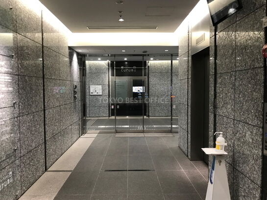 エントランスホール①