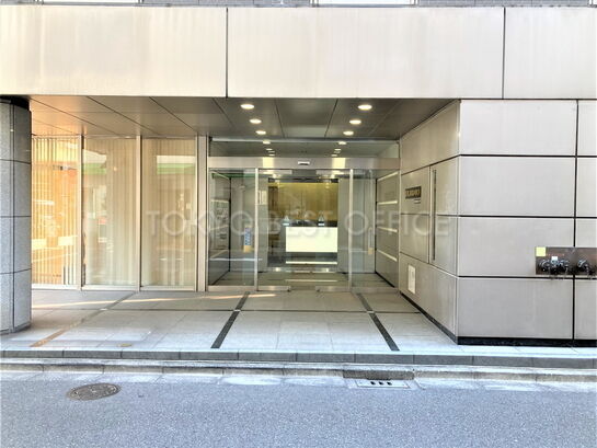 ビルエントランス②