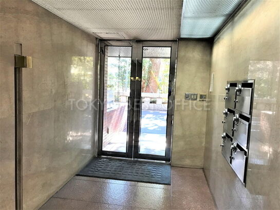 エントランスホール③