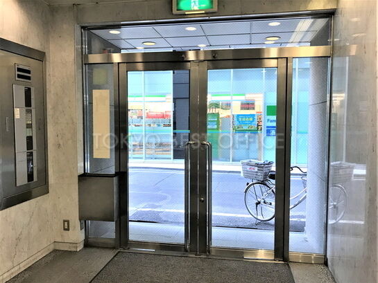 エントランスホール②