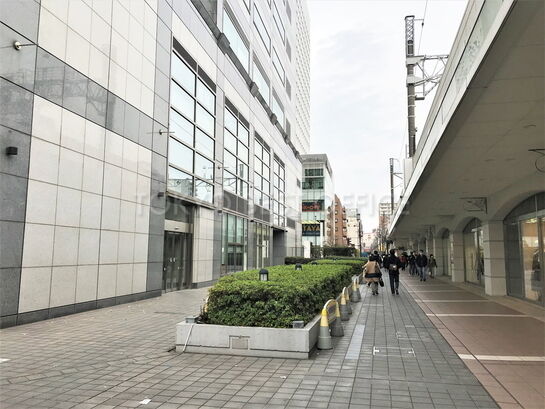 錦糸町駅北口を出てすぐ右