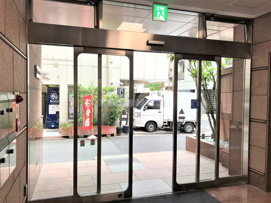 エントランスホール③