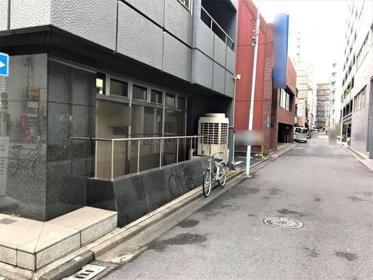 ビル周辺風景①