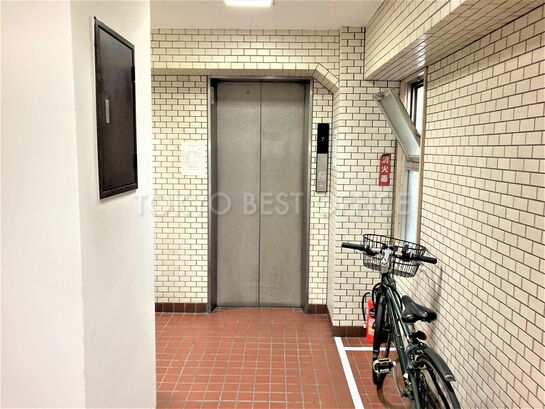 エレベーターリニューアル前