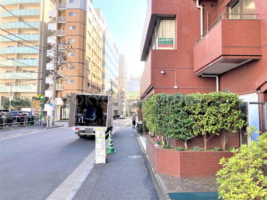 ビル周辺風景③