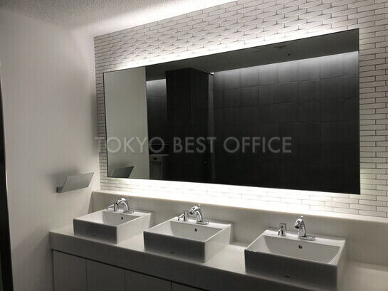 男性用トイレ②