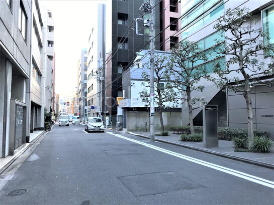 ビル周辺風景②