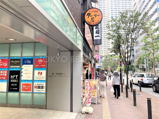 ビル周辺風景①