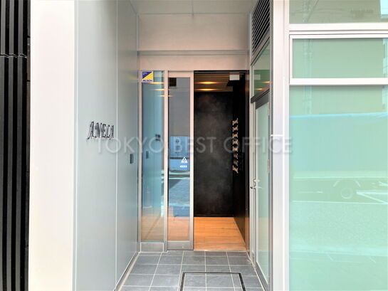 ビルエントランス①