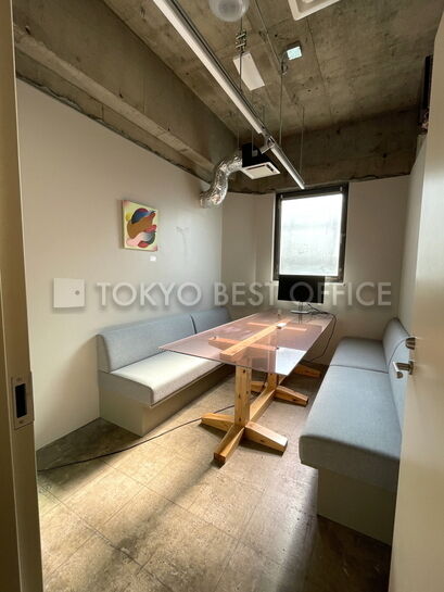 共用 3階 ミーティングルーム