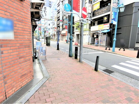 ビル周辺風景③