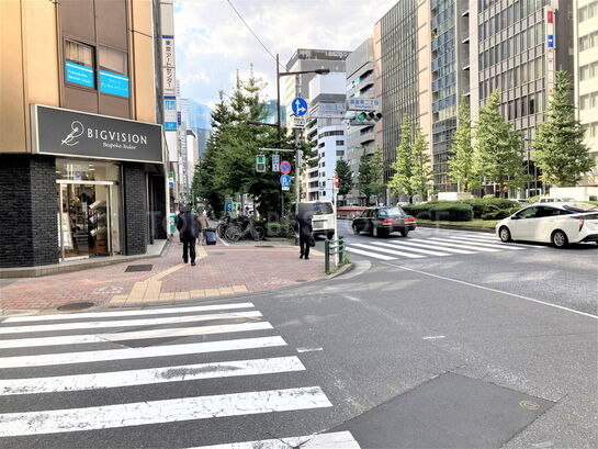 ビル周辺風景③