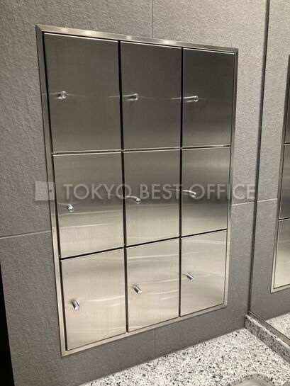 女性トイレ 小物入れ