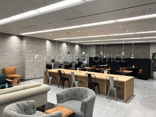 地下1階シェアラウンジ③