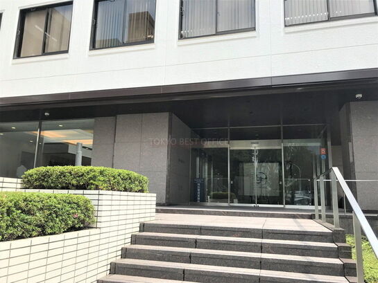 ビルエントランス①