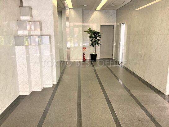 エントランスホール①