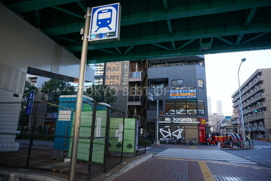 月島駅エレベーター出口