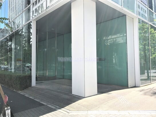 ビルエントランス②