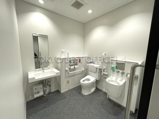 1階だれでもトイレ