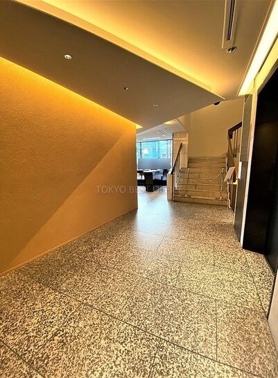 エントランスホール②