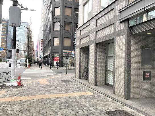 ビル周辺風景②