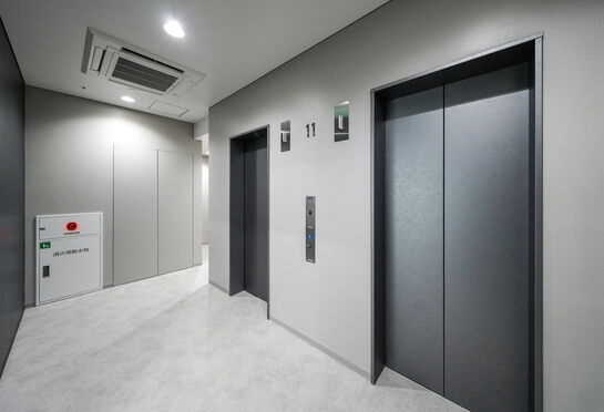 11階 エレベーターホール