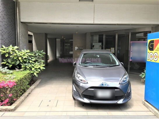 ビルエントランス①