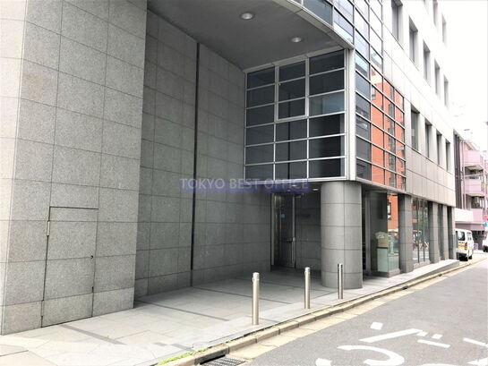 ビルエントランス①