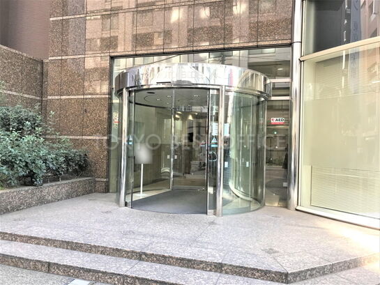 ビルエントランス②