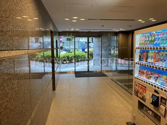 エントランスホール