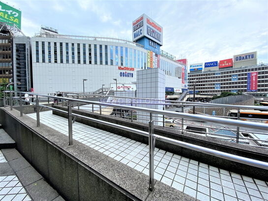 ビル敷地内風景⑤