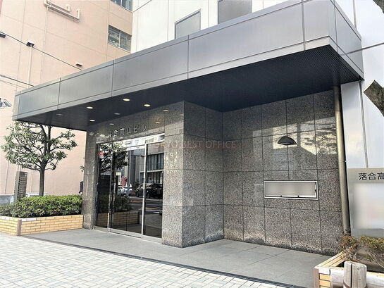 ビルエントランス①