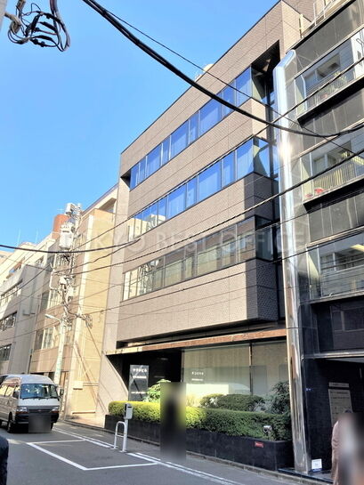 ヤクシビル外観②