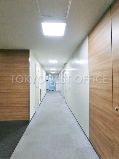 3階共用部廊下①