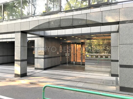 ビルエントランス①