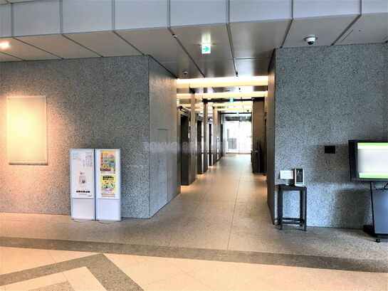 エントランスホール②