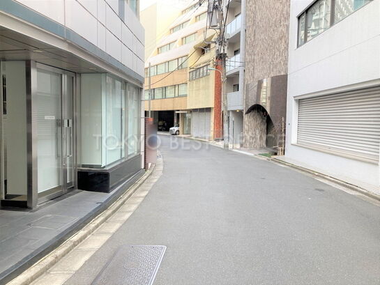 ビル周辺風景①