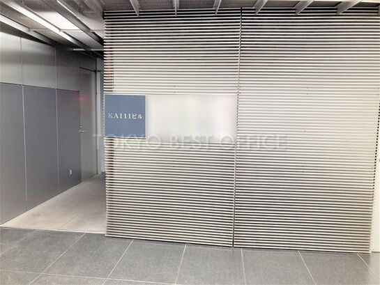 ビルエントランス②