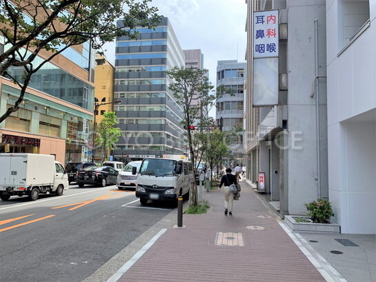 ビル周辺風景①